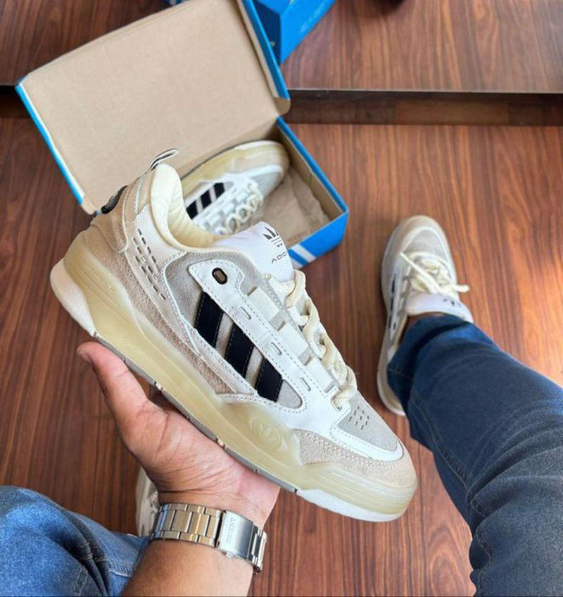 Tênis ADIDAS2000 - Branco bege