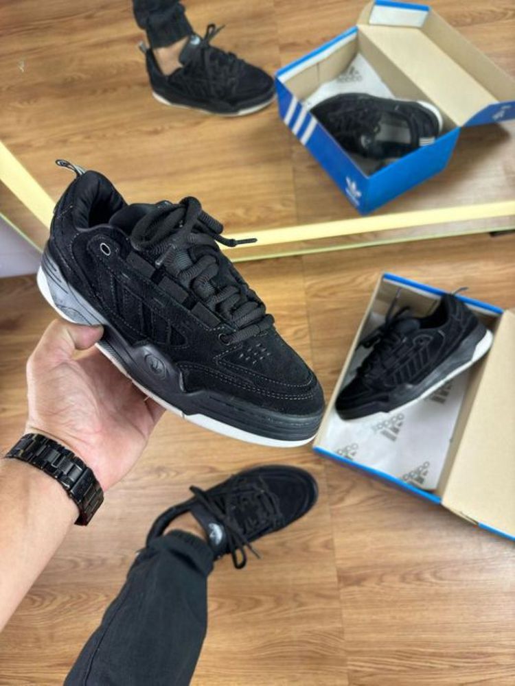 Tênis ADIDAS2000 - Preto