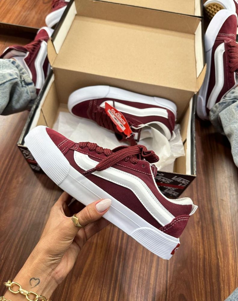TÊNIS Vans KNU- bordo